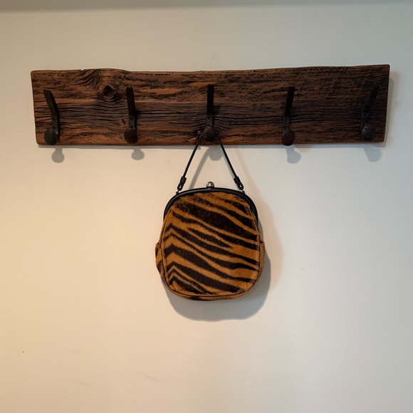 Handbags - Vintage Tiger Print Shoulder Bag🤍